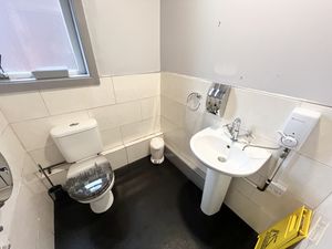 Photo 13- click for photo gallery